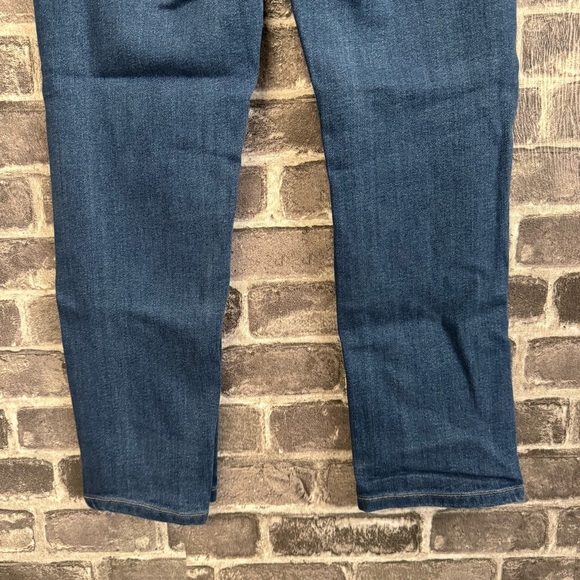 Mother the Mid Rise Dazzler Ankle jeans in Sweet & Sassy - Picture 9 of 12